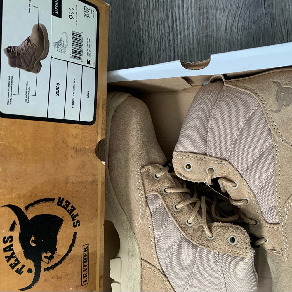 NWT Texas Steer men work boots / leather